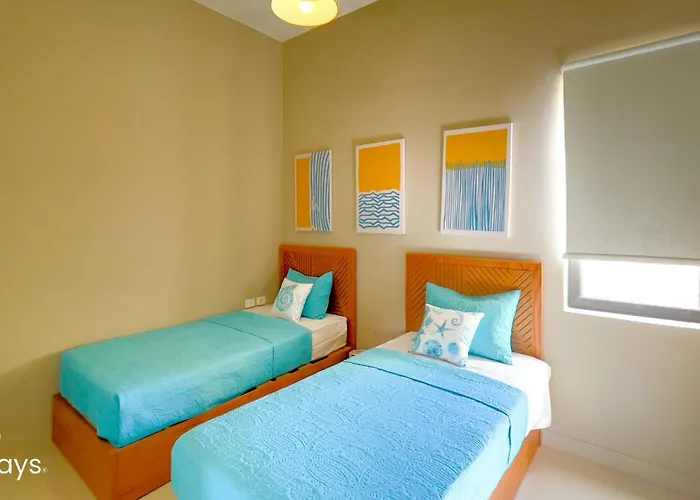 Ollystays Scenic Tawila 2br, Lagoon & Shared Pool View! Appartamento
