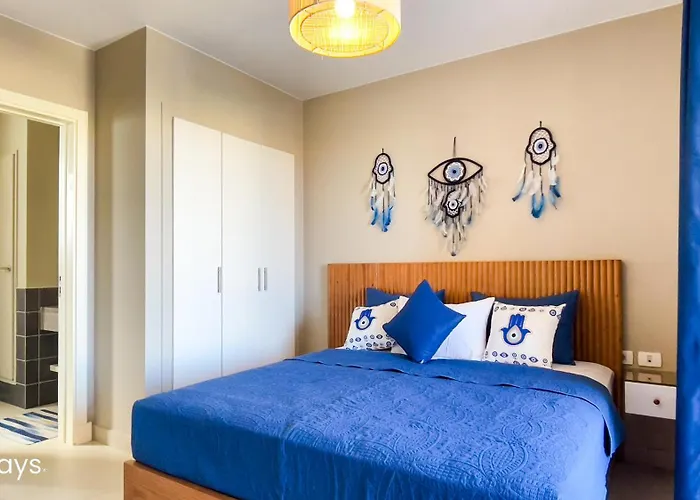 Ollystays Scenic Tawila 2br, Lagoon & Shared Pool View! * Hurghada